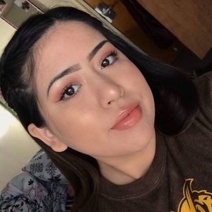 Meet your Posher, Jenn